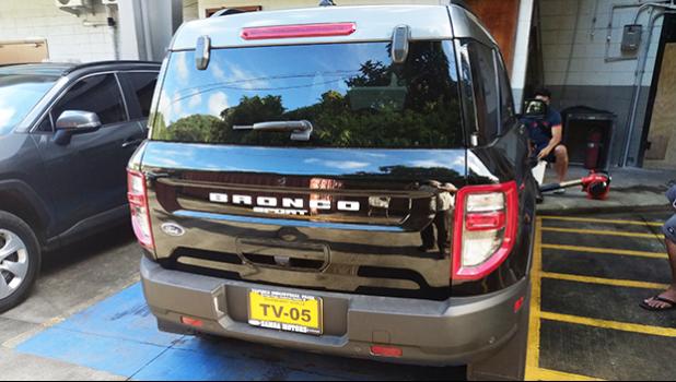 The photo supplied by a reader and used in a Samoa News artlcle last week. ASG vehicle in disabled parking place