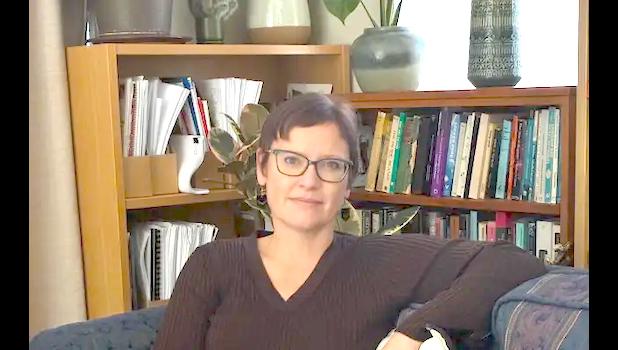 Dr Julie Barbour