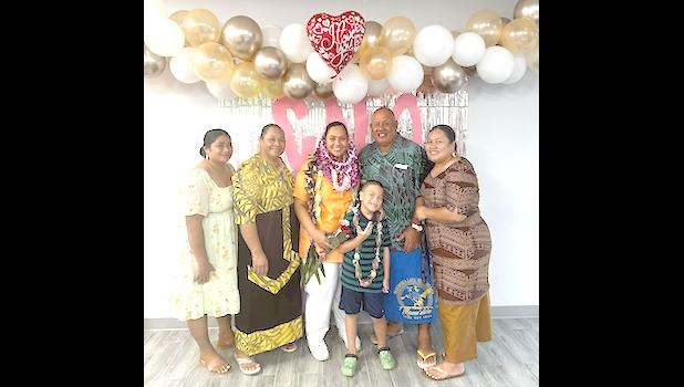 cna grad with family