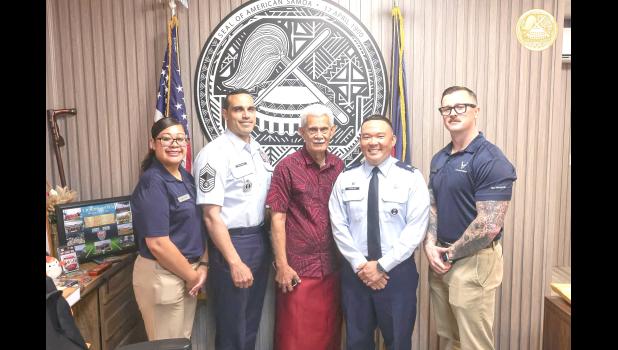 USAF recruiters with Lt Governor