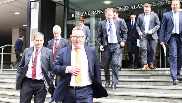 Adrian Orr and others on steps of Reserve Bank of New Zealand